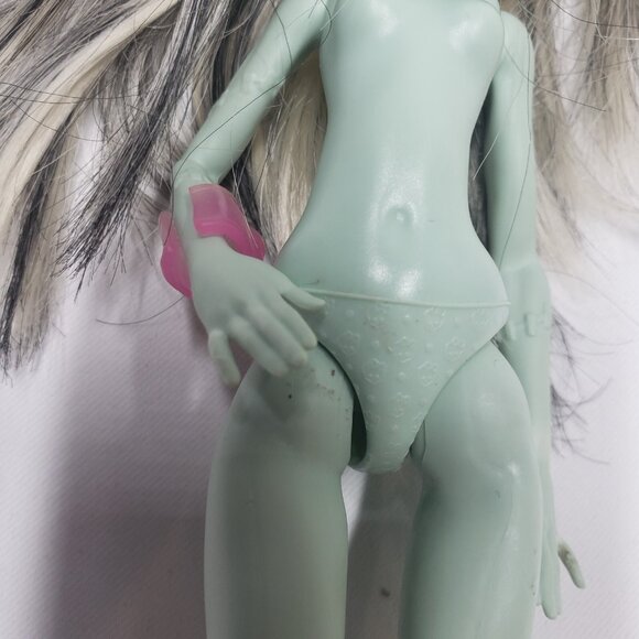 Monster High Frankie Stein Doll 2016 Mattel Fashion Doll Only - Picture 6 of 11
